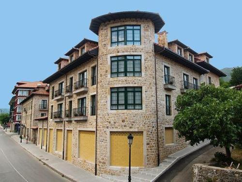 Hotel Villa De Cabrales Arenas De Cabrales Bagian luar foto